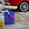 車のシートに飲み物をこぼした時の汚れ落としや洗い方は？
